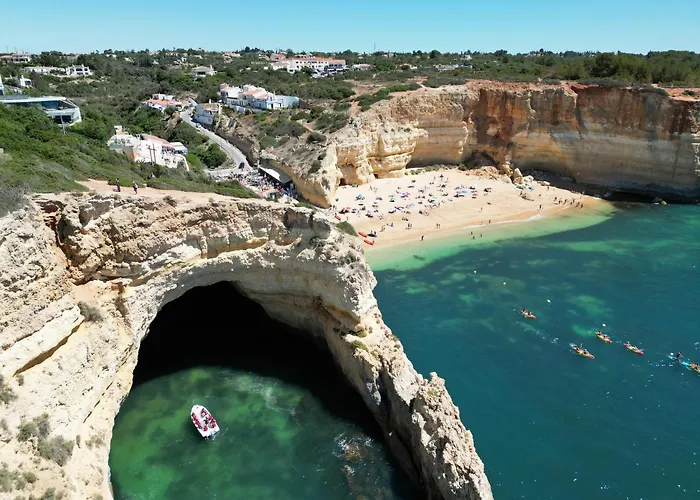 Sardine Holidays I Com Varanda E Vista Mar بورتيماو