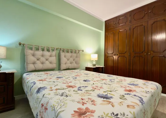 Sardine Holidays I Com Varanda E Vista Mar شقة بورتيماو