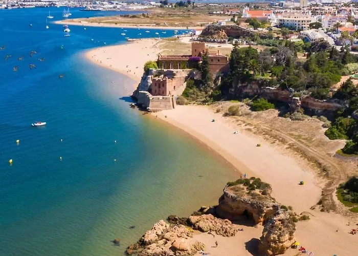 Sardine Holidays I Com Varanda E Vista Mar بورتيماو